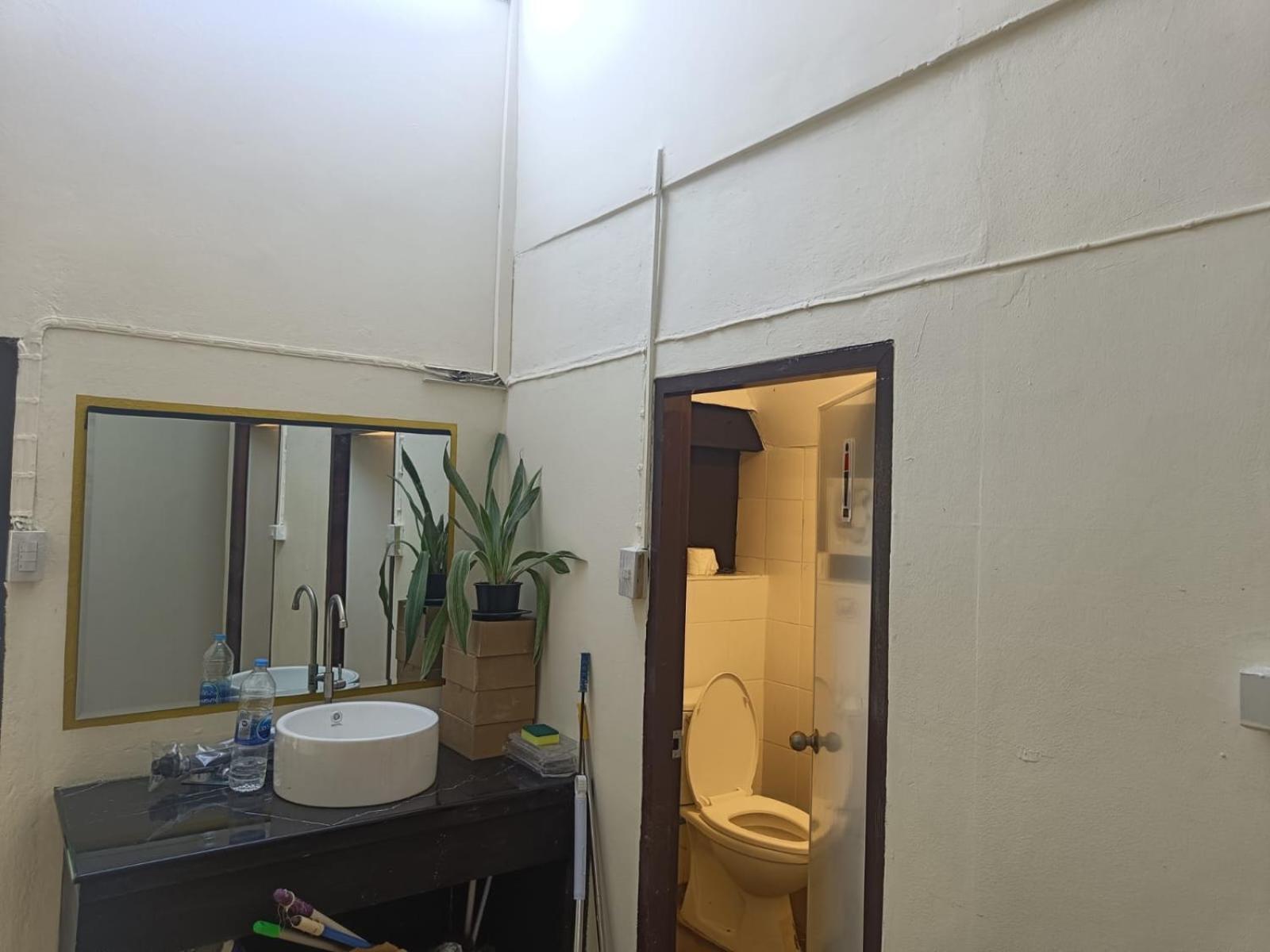 The House Hostel Bangkok Kültér fotó